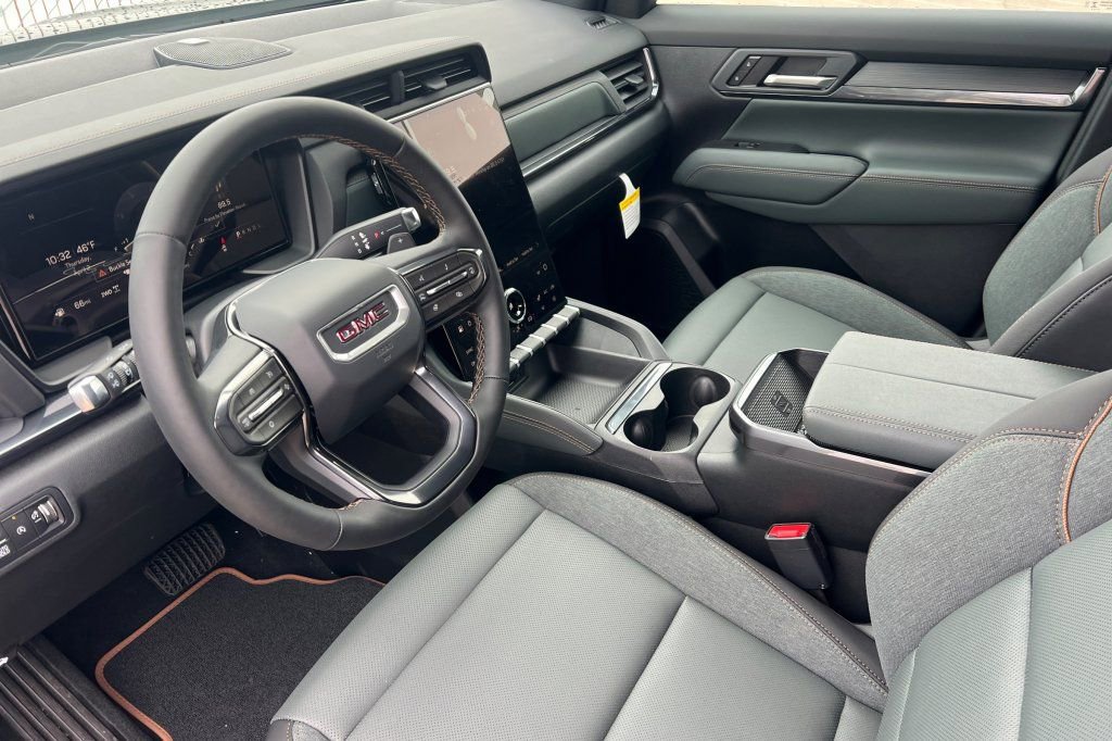 New 2026 GMC Terrain AT4 image 7