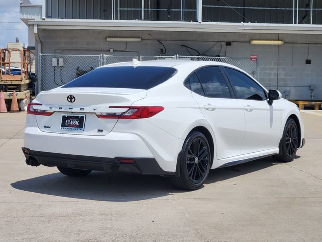 Used 2025 Toyota Camry SE w/ Convenience Package FWD image 7