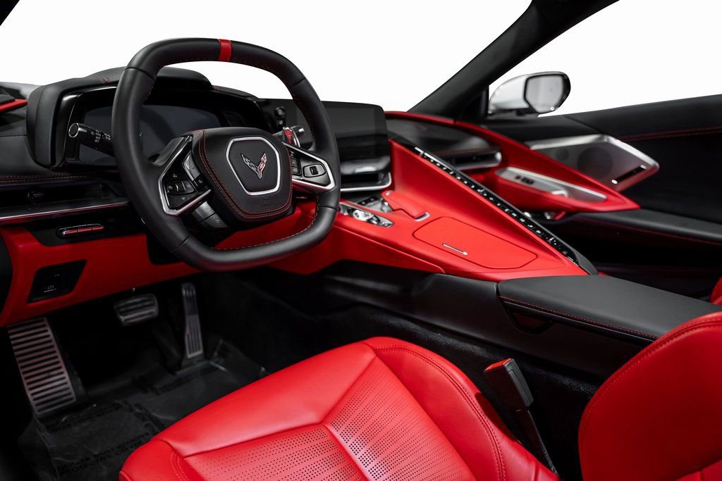 Used 2024 Chevrolet Corvette Stingray Premium Conv w/ 3LT image 34