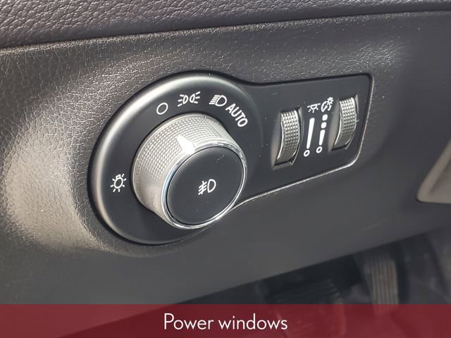 Used 2018 Jeep Compass Limited w/ Navigation Group image 17