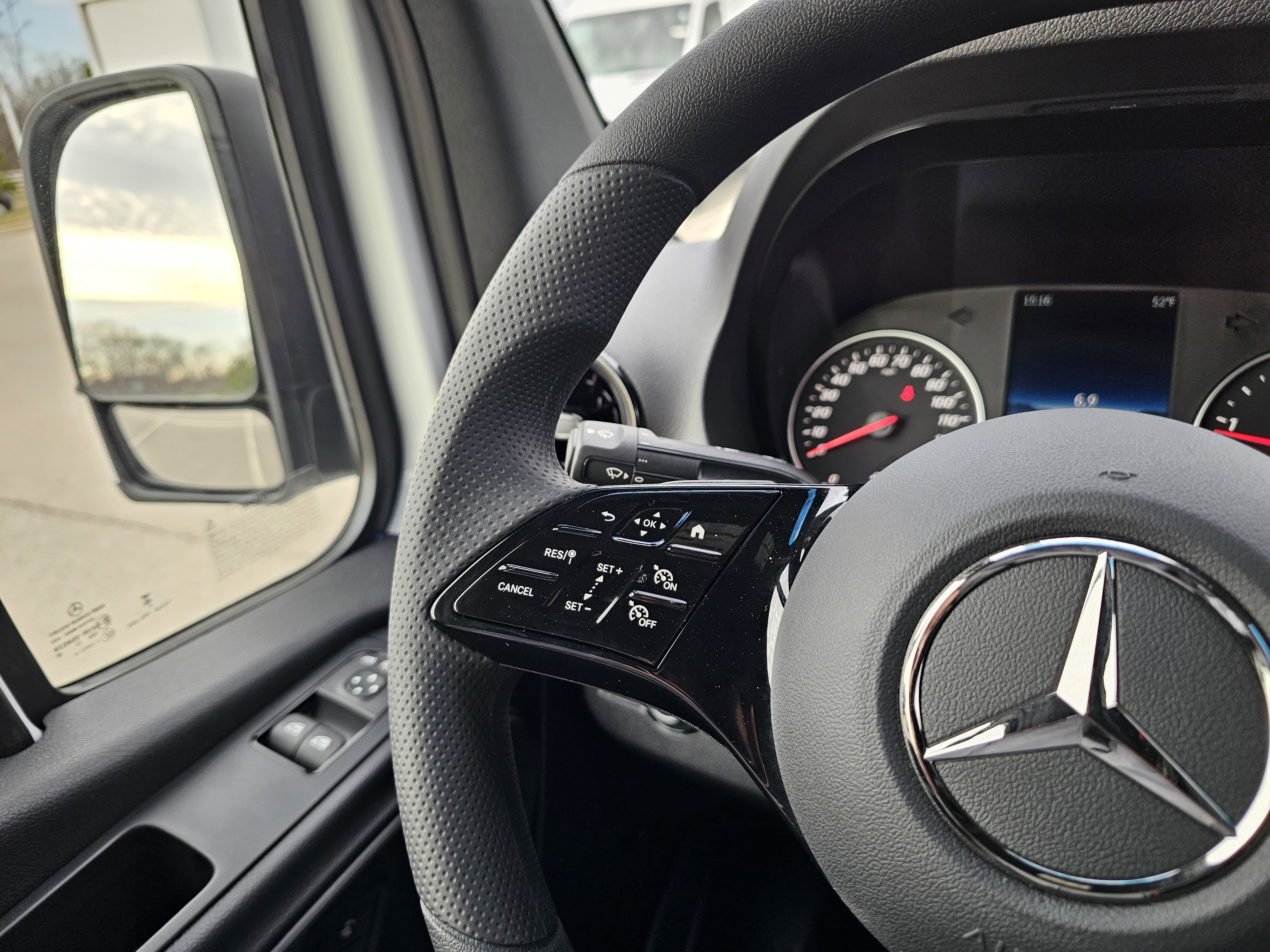 New 2025 Mercedes-Benz Sprinter 2500 image 31