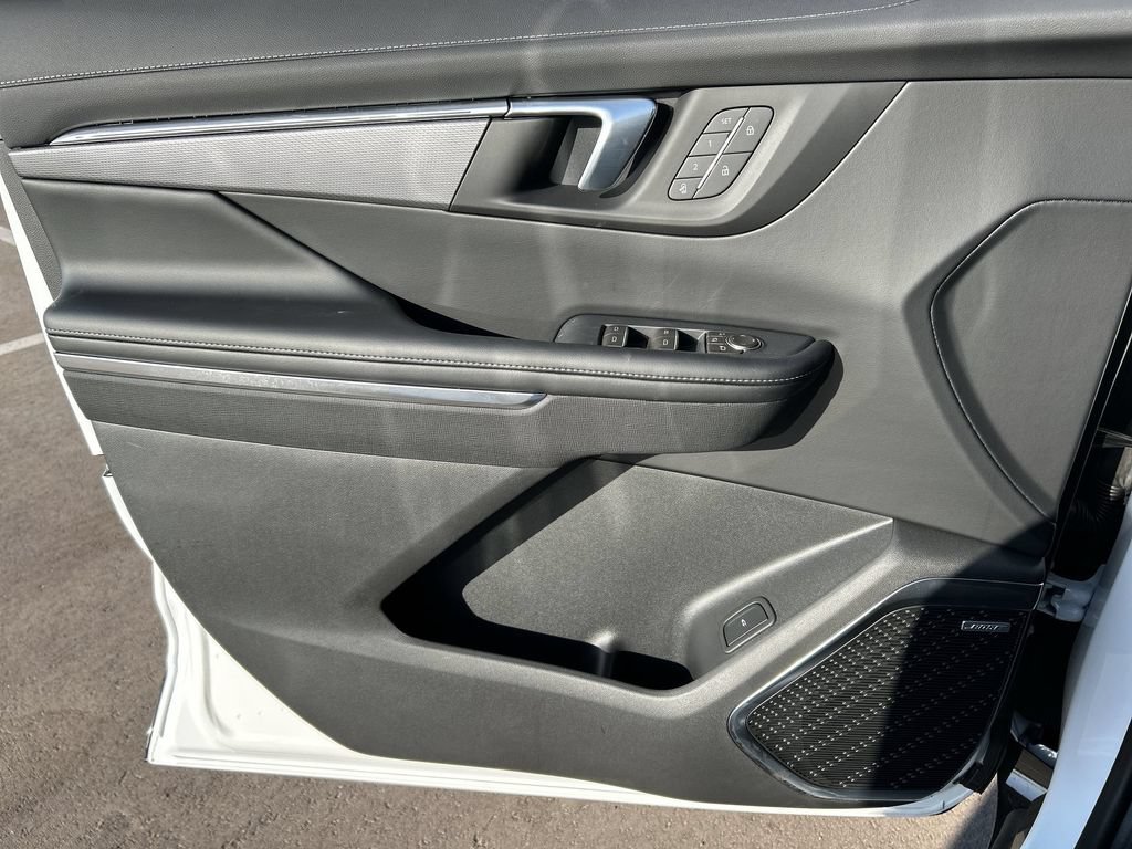 New 2026 Buick Enclave Sport Touring w/ Power Package FWD image 23