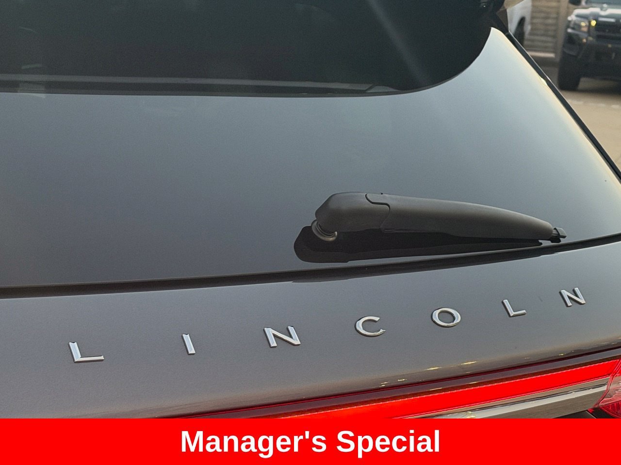 Used 2021 Lincoln Corsair FWD w/ Equipment Group 101A image 8