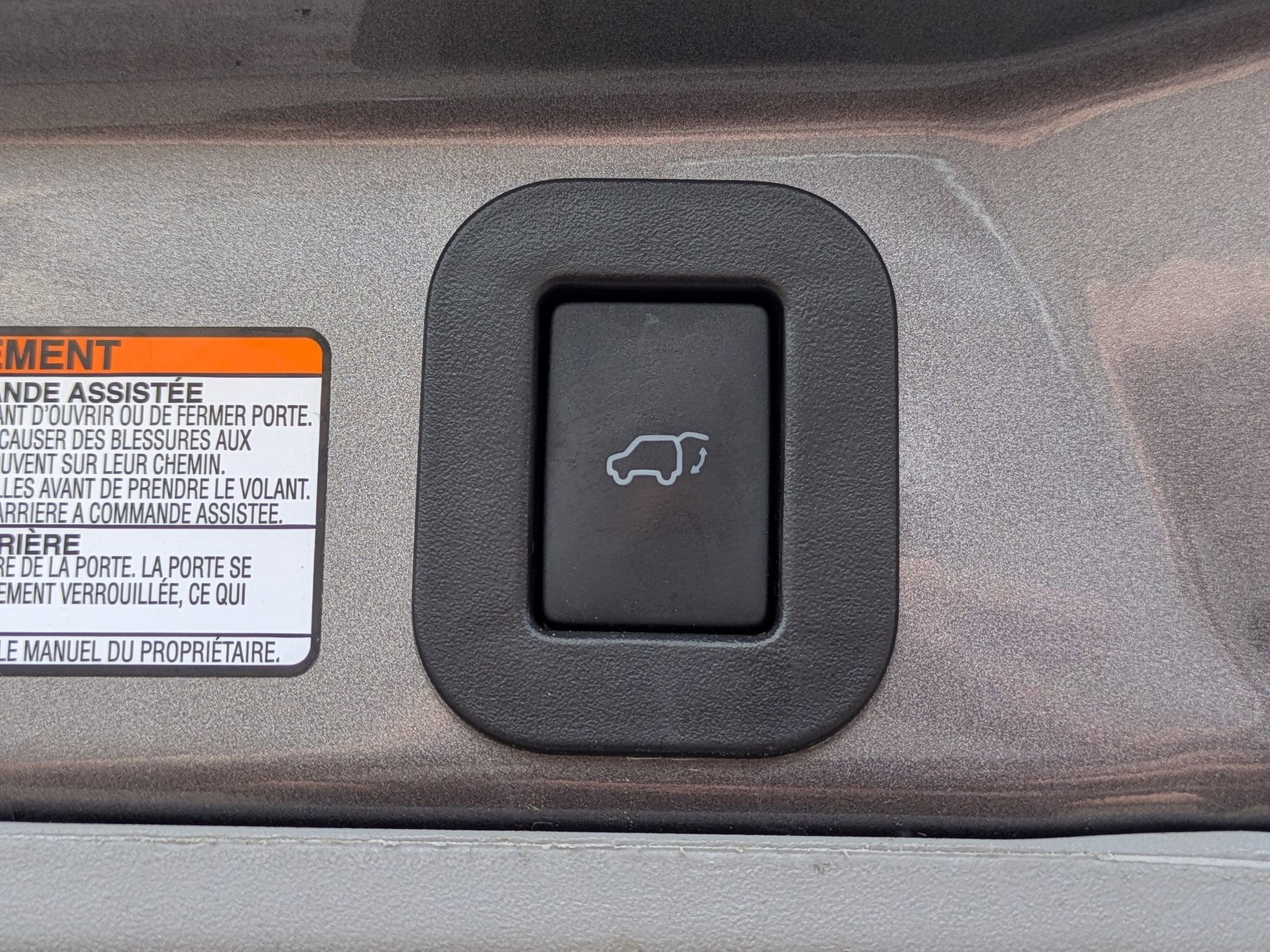 Used 2017 Toyota Sienna XLE Premium FWD image 33