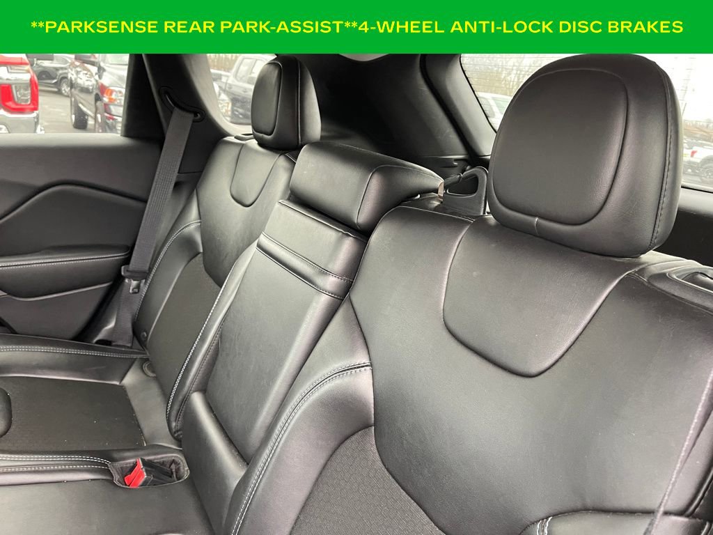 Used 2019 Jeep Cherokee Latitude Plus w/ Cold Weather Group image 12