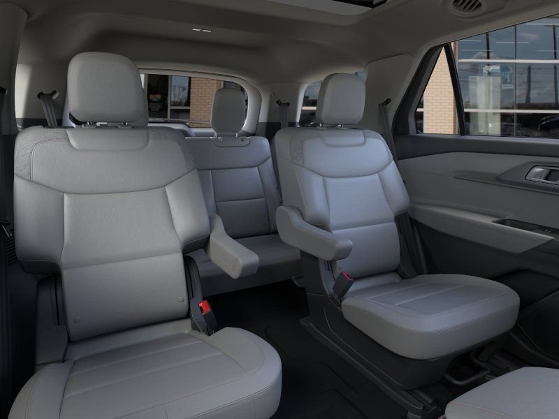 New 2026 Ford Explorer Active AWD/4WD image 12