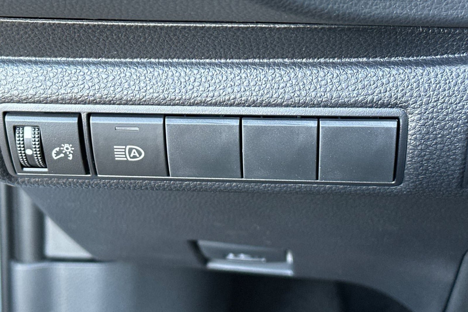 New 2027 Toyota Corolla LE FWD image 26