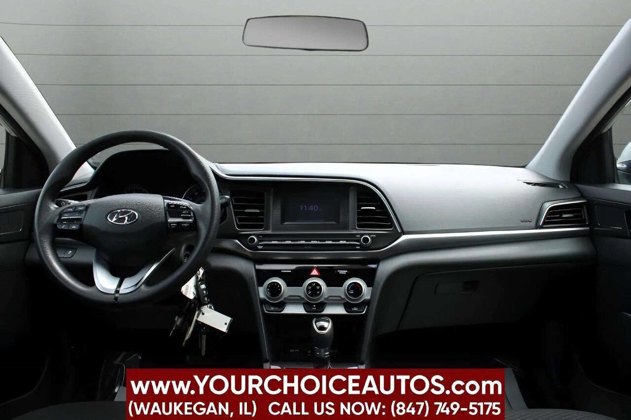 Used 2019 Hyundai Elantra SE w/ Cargo Package FWD image 22