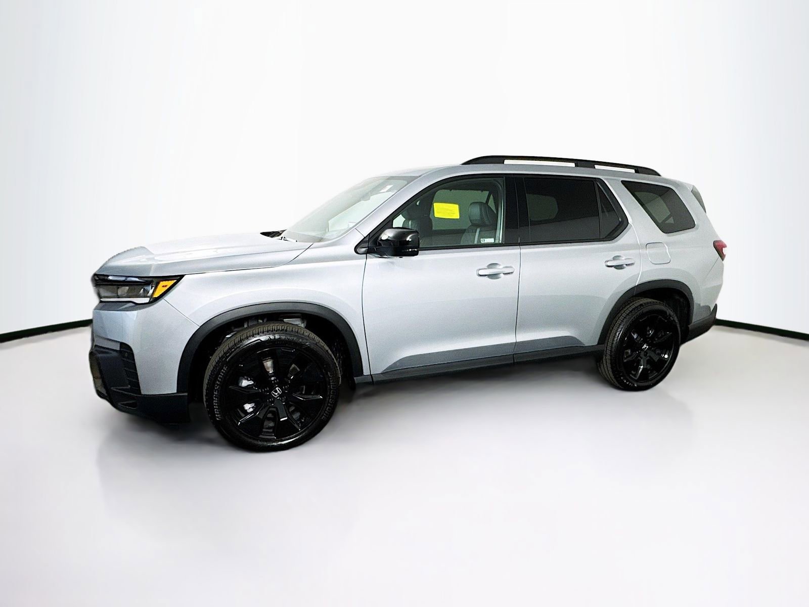 Used 2026 Honda Pilot Black Edition image 4