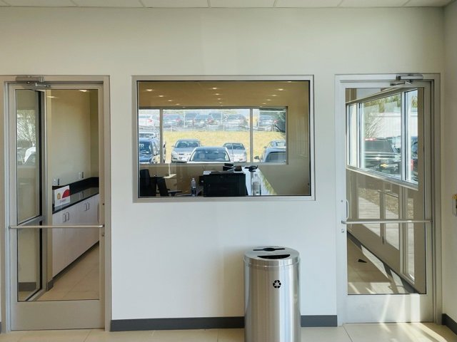 Used 2021 Toyota Tacoma SR5 w/ Technology Package image 28