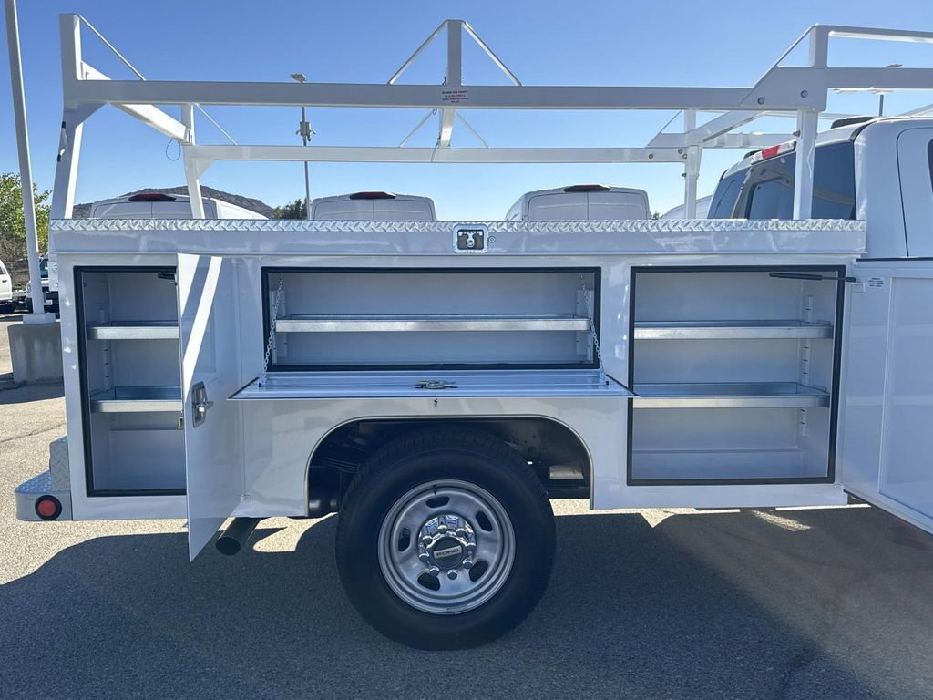 New 2026 Ford F350 XL w/ XL Chrome Package image 27