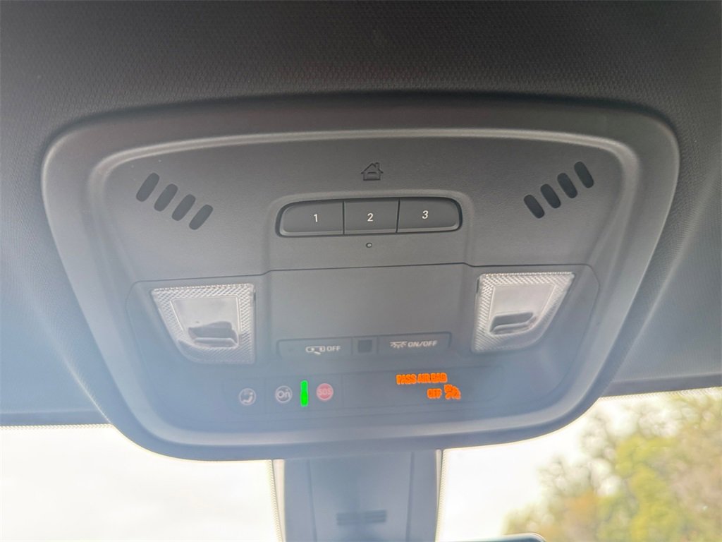 Used 2022 Chevrolet Traverse RS w/ LPO, Floor Liner Package image 26