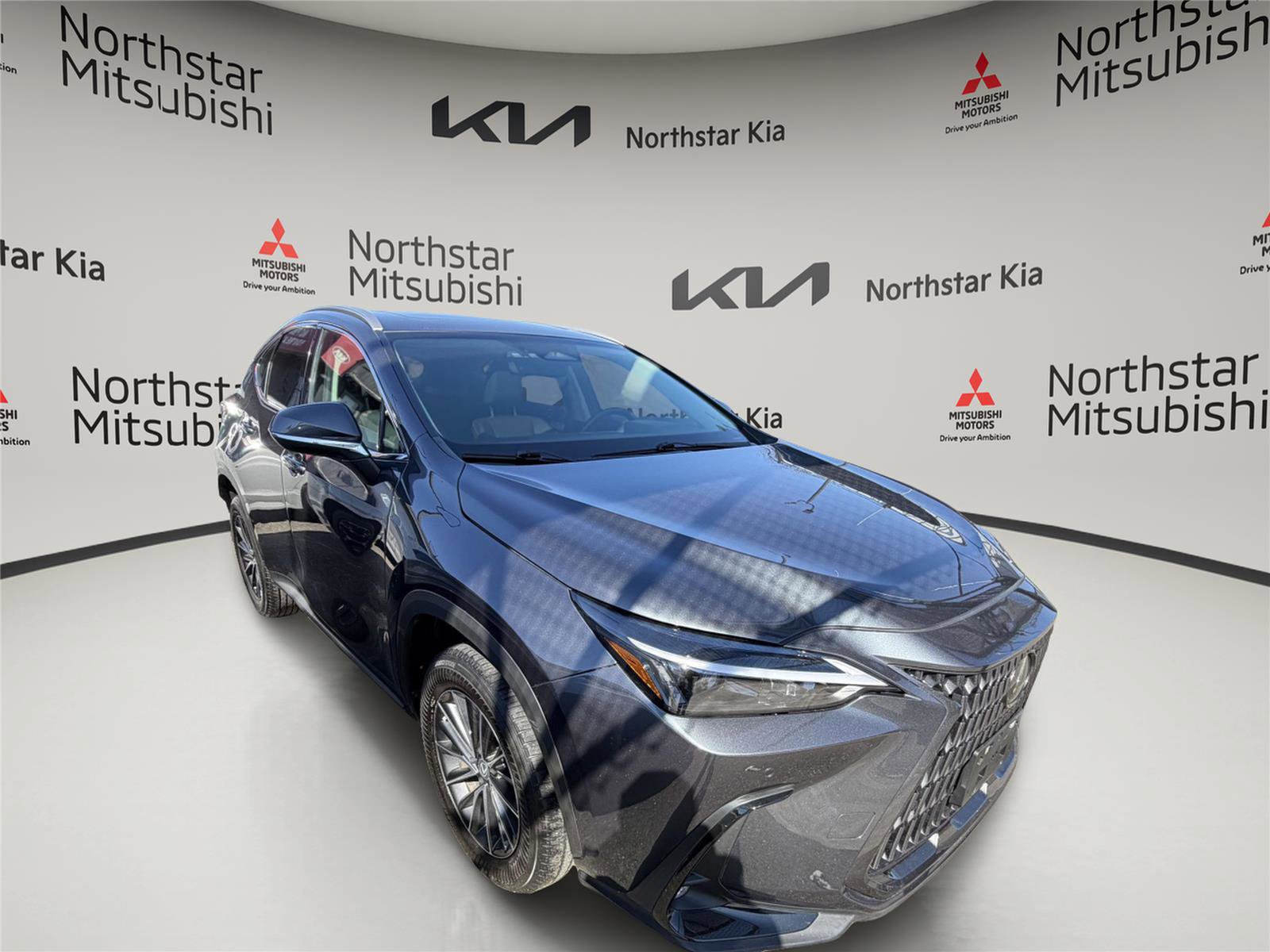 Used 2023 Lexus NX 250 FWD image 6