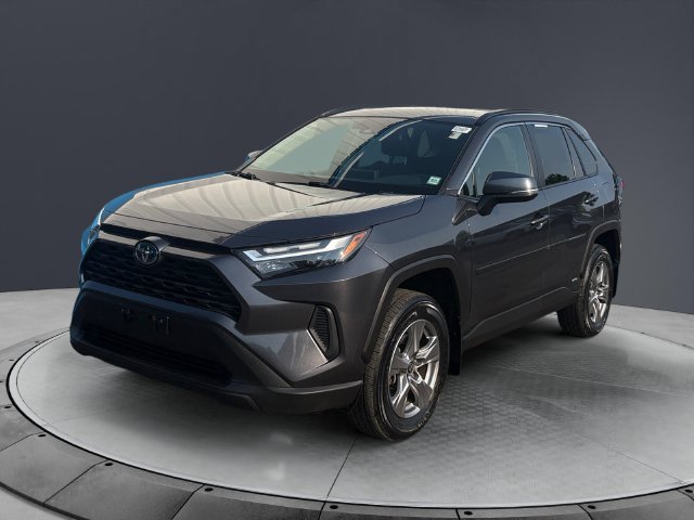 Used 2024 Toyota RAV4 XLE w/ Convenience Package AWD/4WD image 7