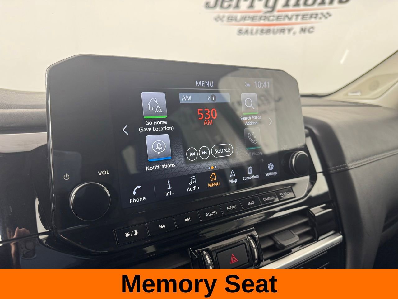 Used 2025 Nissan Pathfinder Platinum image 19