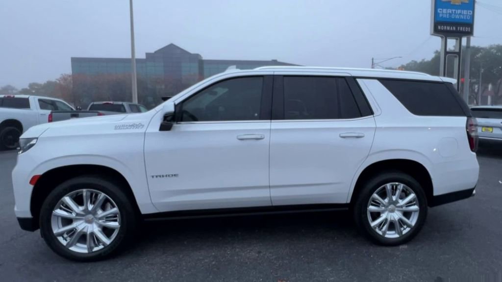 Used 2021 Chevrolet Tahoe High Country w/ Premium Package AWD/4WD image 5