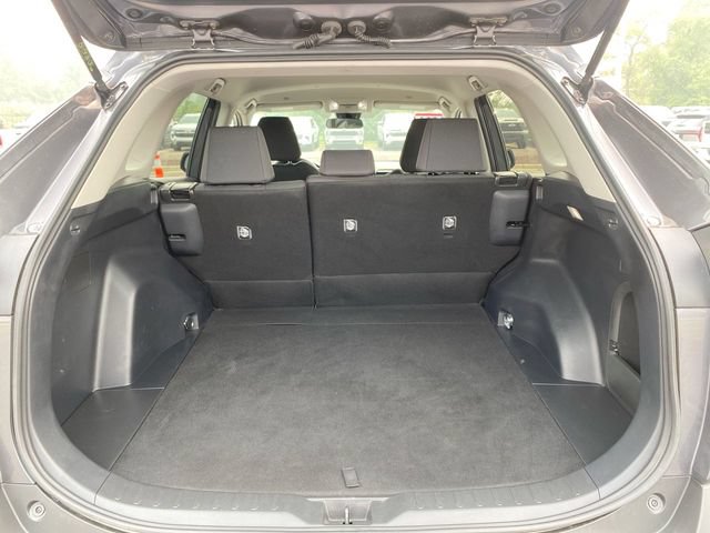 Used 2025 Toyota RAV4 LE AWD/4WD image 23