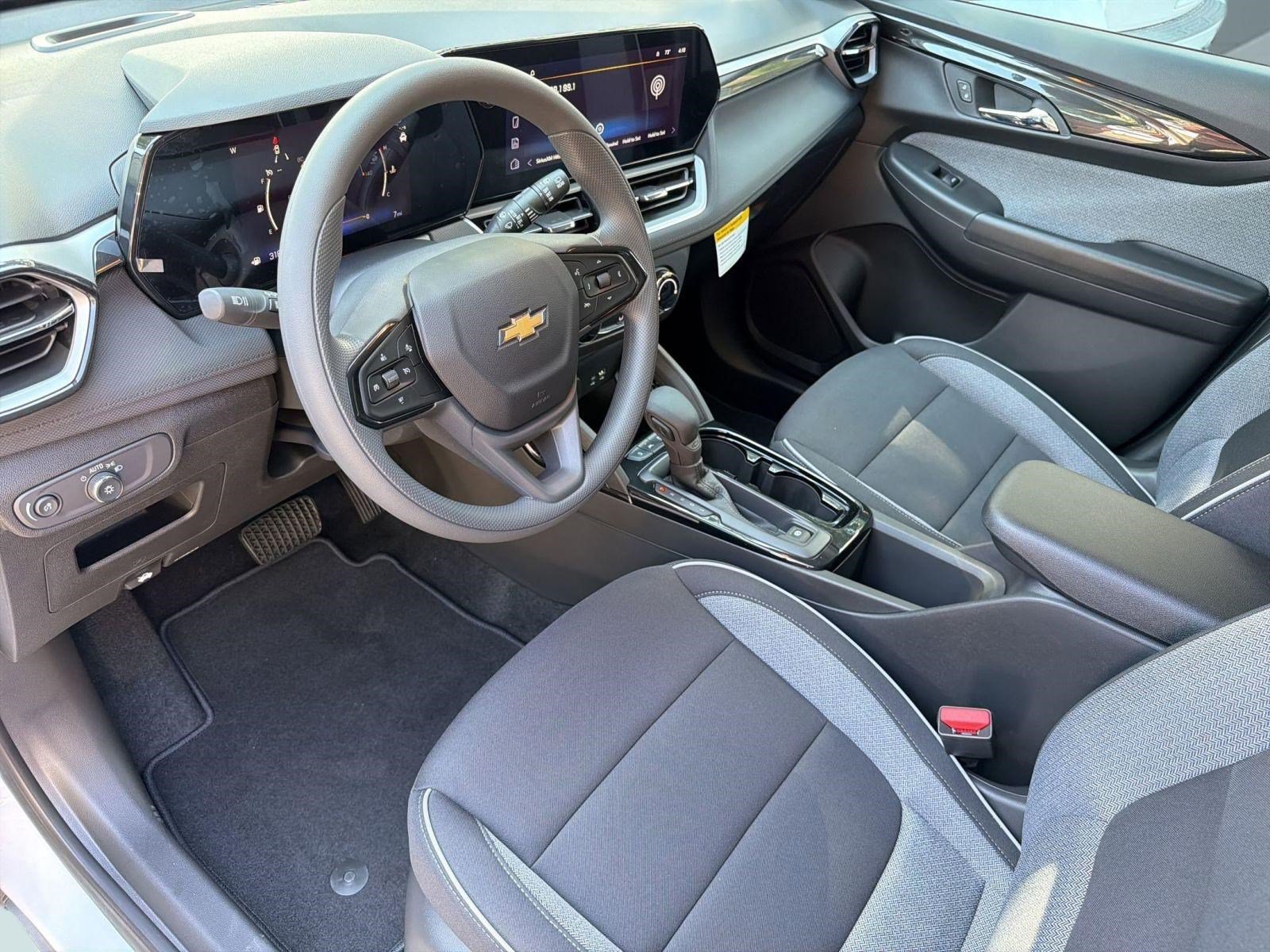 New 2026 Chevrolet TrailBlazer LS w/ LS Convenience Package FWD image 4