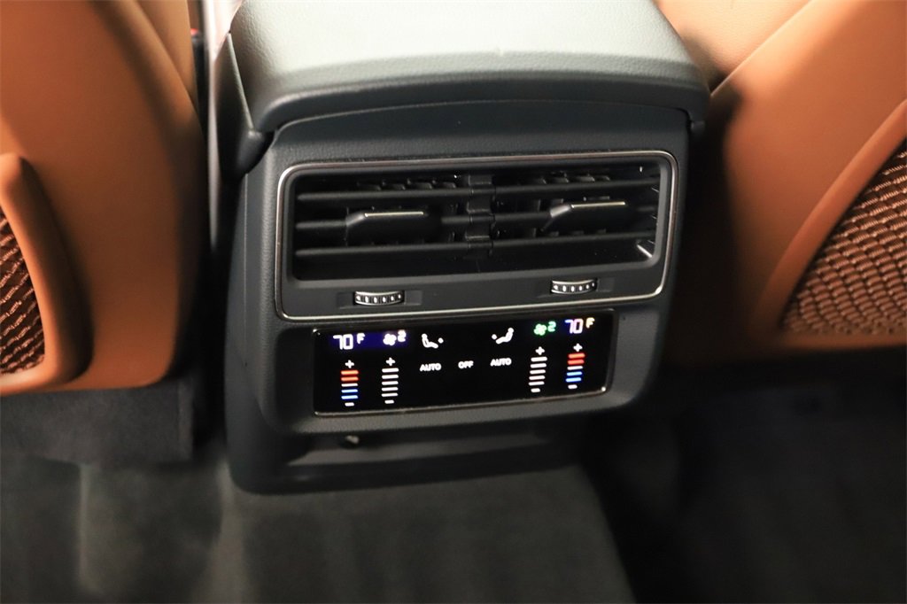 Used 2021 Audi Q8 Premium Plus image 22