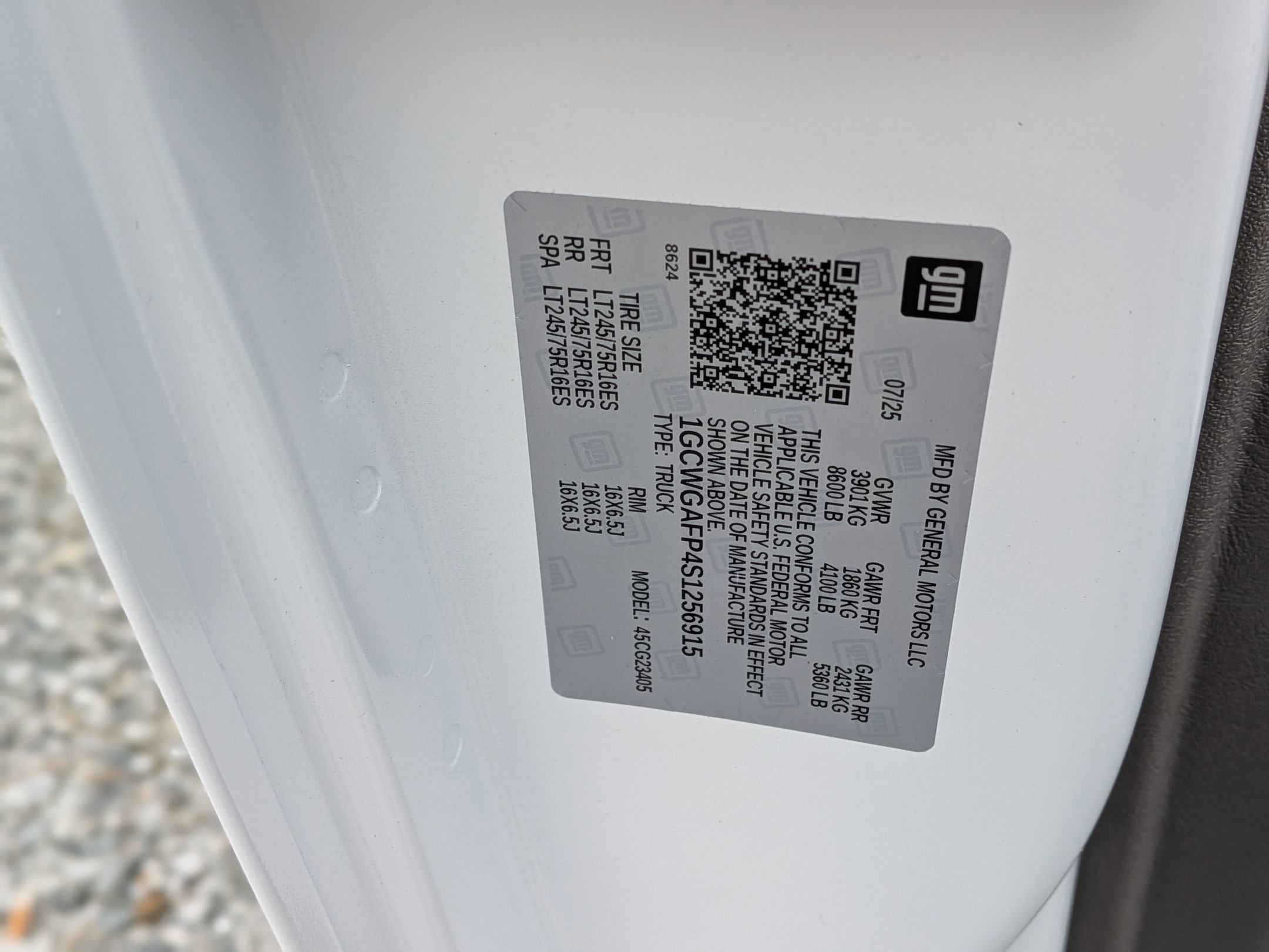 New 2025 Chevrolet Express 2500 w/ Driver Convenience Package image 13