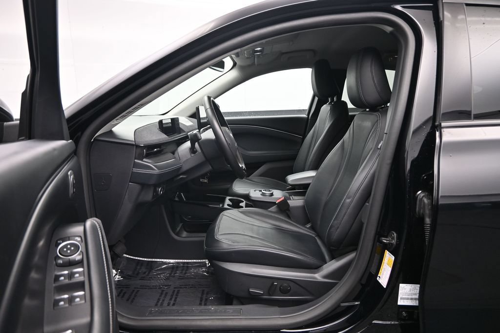 Used 2024 Ford Mustang Mach-E Premium AWD/4WD image 21