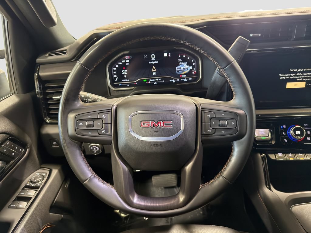 Used 2025 GMC Sierra 2500 AT4 AWD/4WD image 18