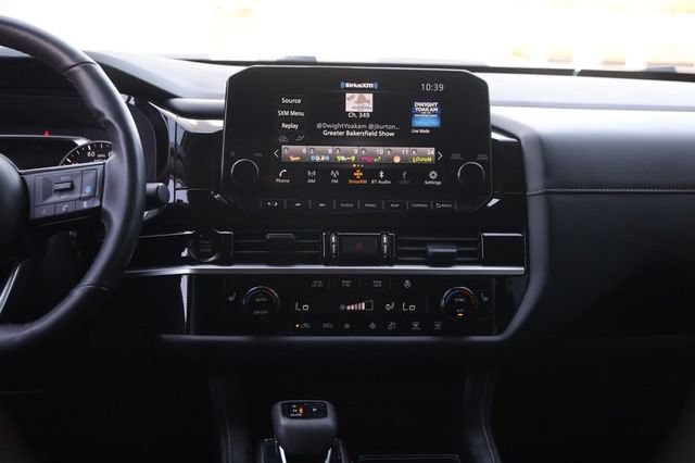 Certified 2025 Nissan Pathfinder SL FWD image 26