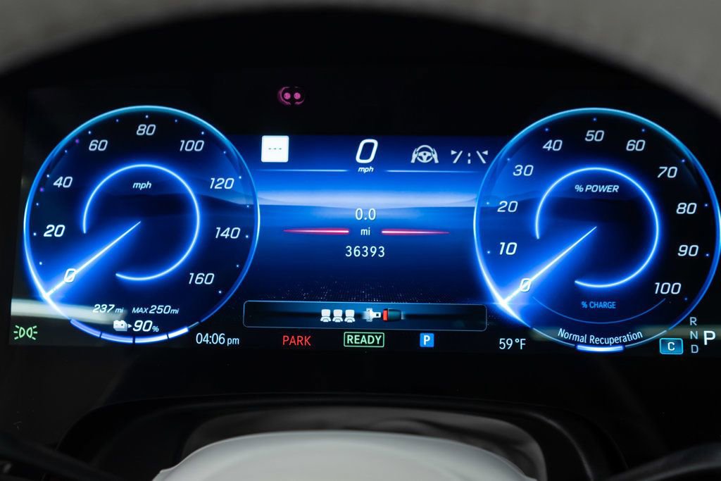 Used 2023 Mercedes-Benz EQS 580 4MATIC SUV image 24