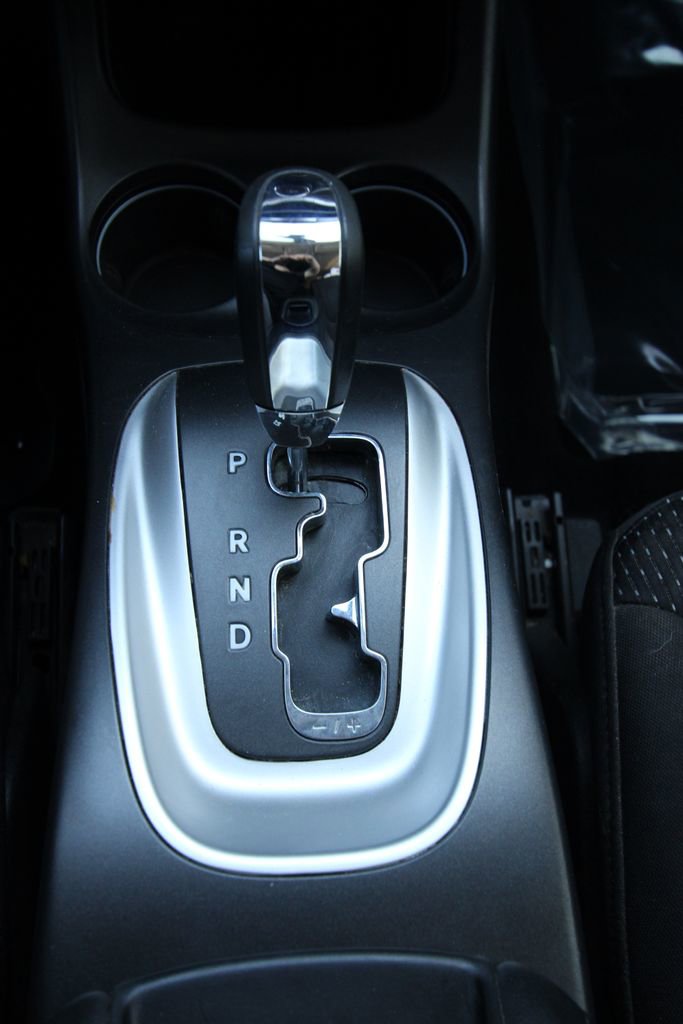 Used 2018 Dodge Journey SE FWD image 25