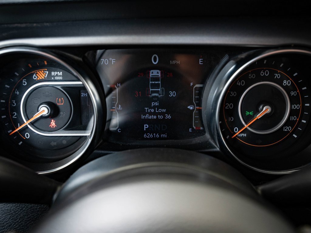 Used 2021 Jeep Wrangler Sport S image 29