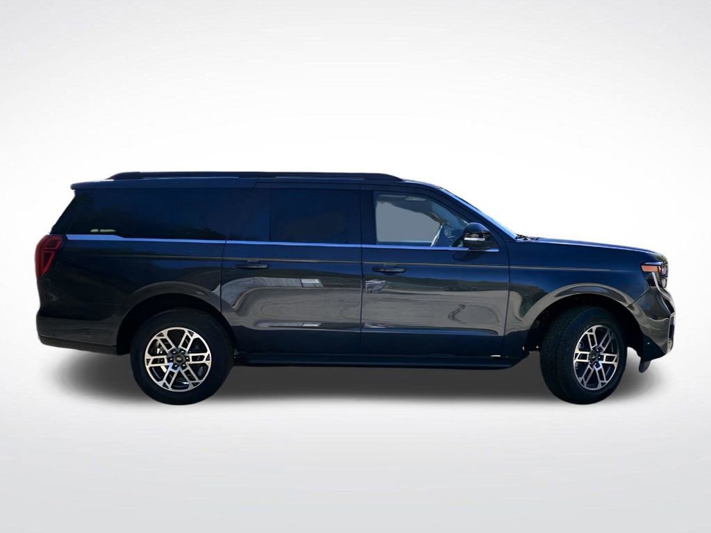 New 2025 Ford Expedition Max Active image 2