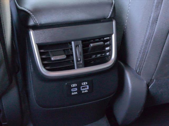 Used 2025 Subaru Outback Premium image 17