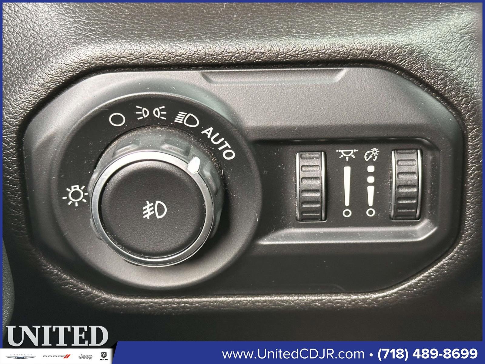 Used 2019 Jeep Wrangler Unlimited Sport S image 23