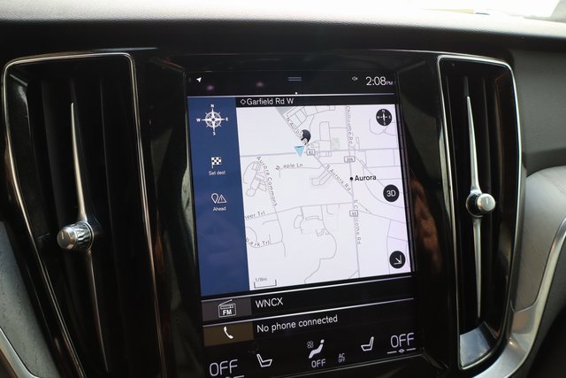 Used 2021 Volvo V60 T5 Cross Country w/ Climate Package image 18