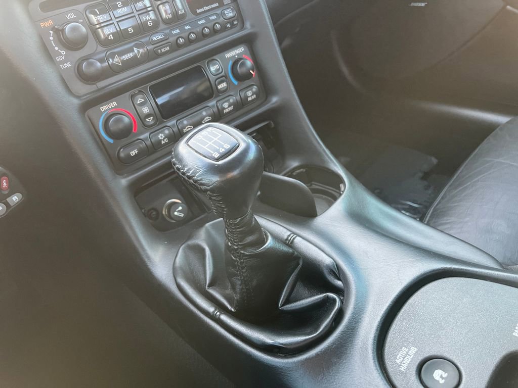 Used 2004 Chevrolet Corvette Z06 w/ Memory Package image 22