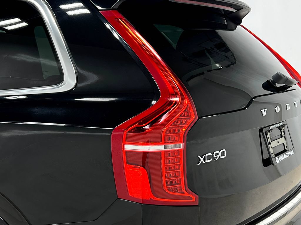 Used 2017 Volvo XC90 T8 Inscription w/ Vision Package AWD/4WD image 39