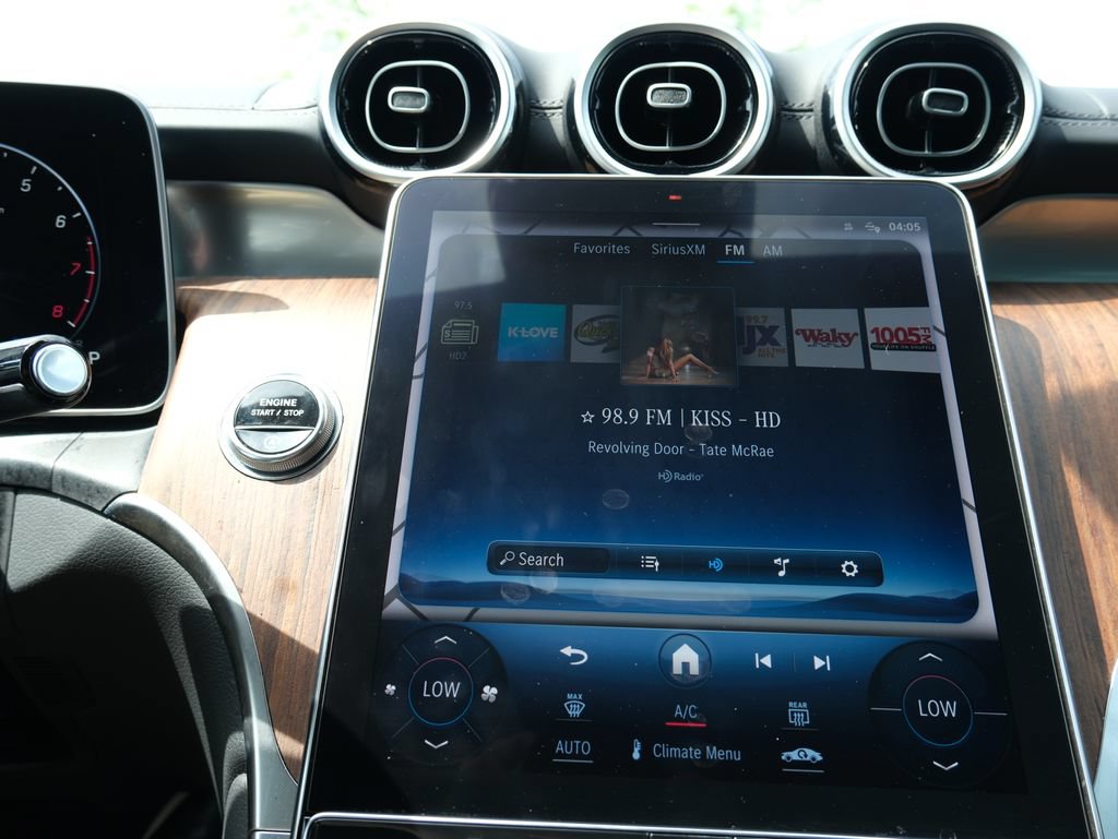 Used 2023 Mercedes-Benz GLC 300 image 19
