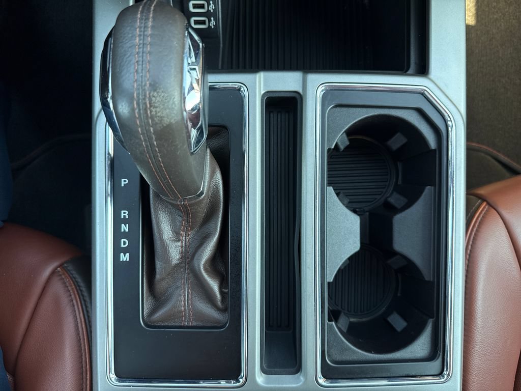 Used 2019 Ford F150 King Ranch w/ Equipment Group 601A Luxury AWD/4WD image 30
