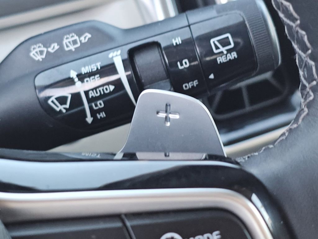 Used 2023 Kia Sorento SX Prestige w/ Panoramic Sunroof Package image 21