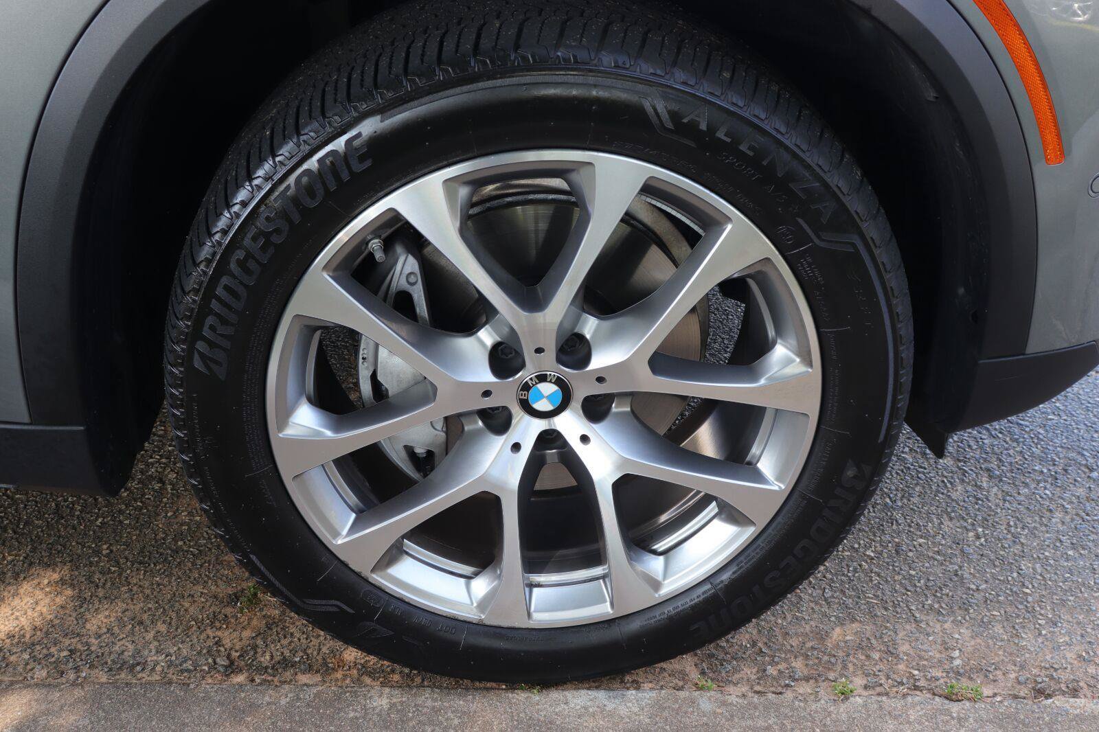Used 2024 BMW X5 sDrive40i w/ Premium Package RWD image 46