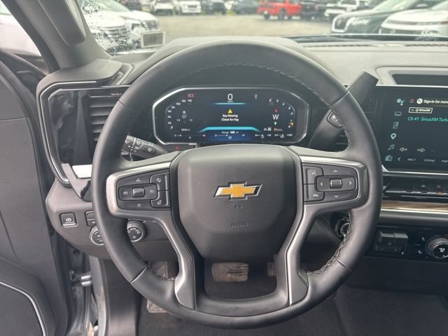 Used 2026 Chevrolet Silverado 1500 LT AWD/4WD image 10