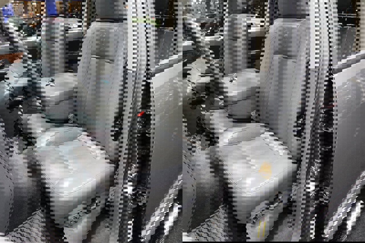 Used 2007 Dodge Ram 3500 Truck Laramie image 16