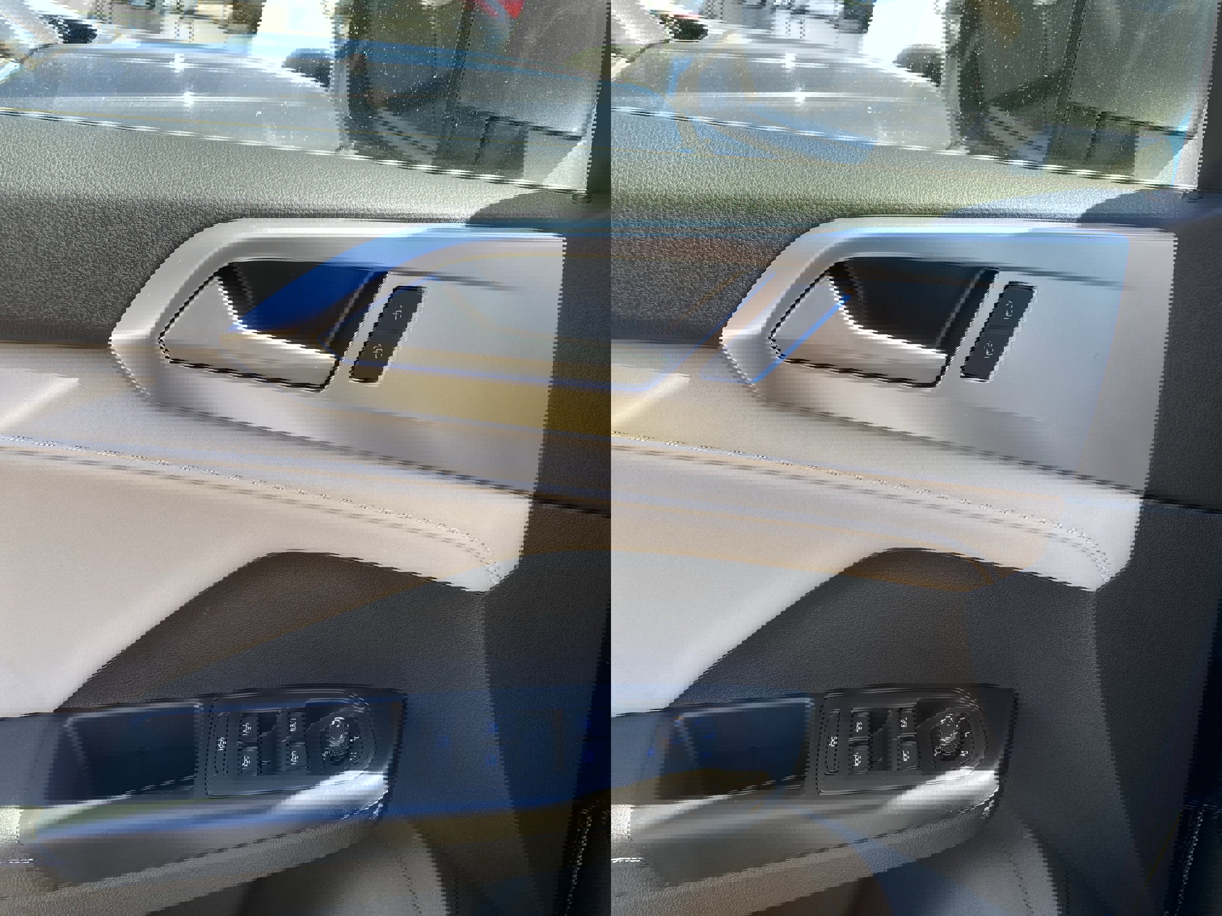 New 2025 Volkswagen Taos SE image 12