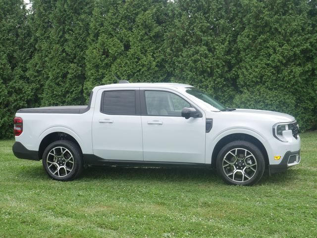 Used 2025 Ford Maverick Lariat w/ 4K Tow Package AWD/4WD image 8