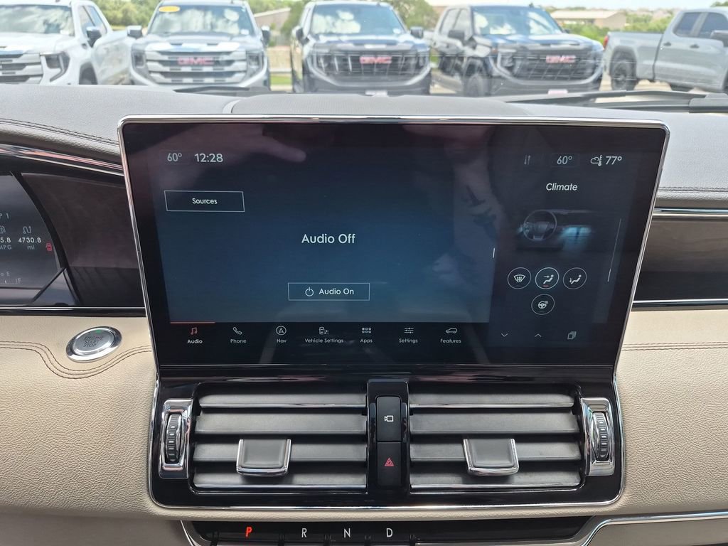 Used 2023 Lincoln Navigator Reserve AWD/4WD image 26