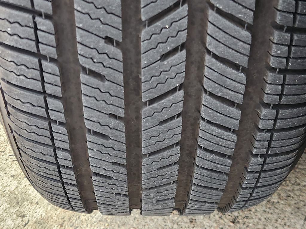 Used 2018 Mercedes-Benz C 300 Sedan image 11