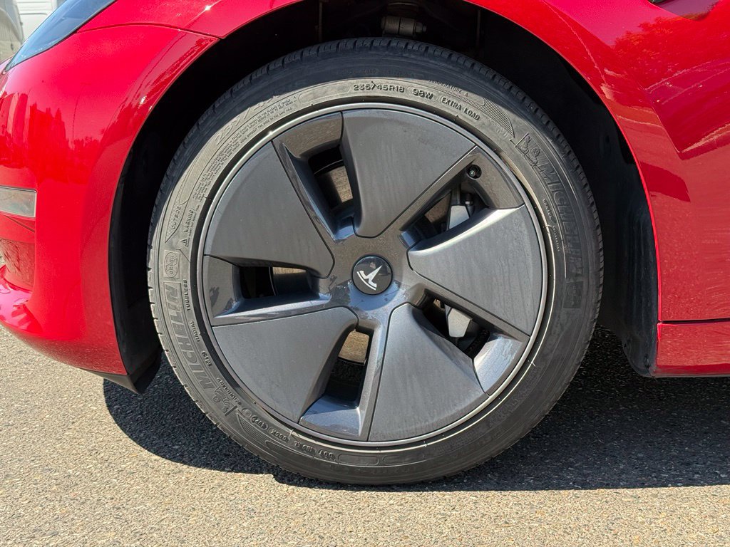 Used 2023 Tesla Model 3 Standard Range RWD image 12