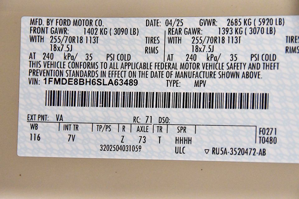 Used 2025 Ford Bronco Outer Banks image 14