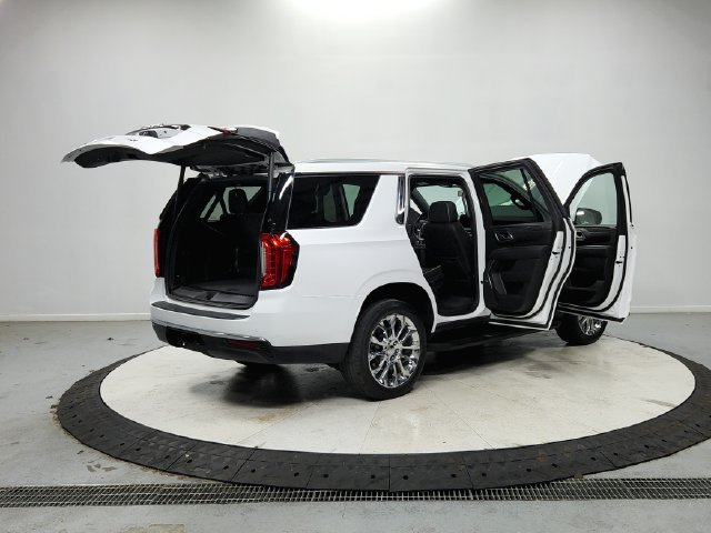 Used 2023 GMC Yukon SLT RWD image 16
