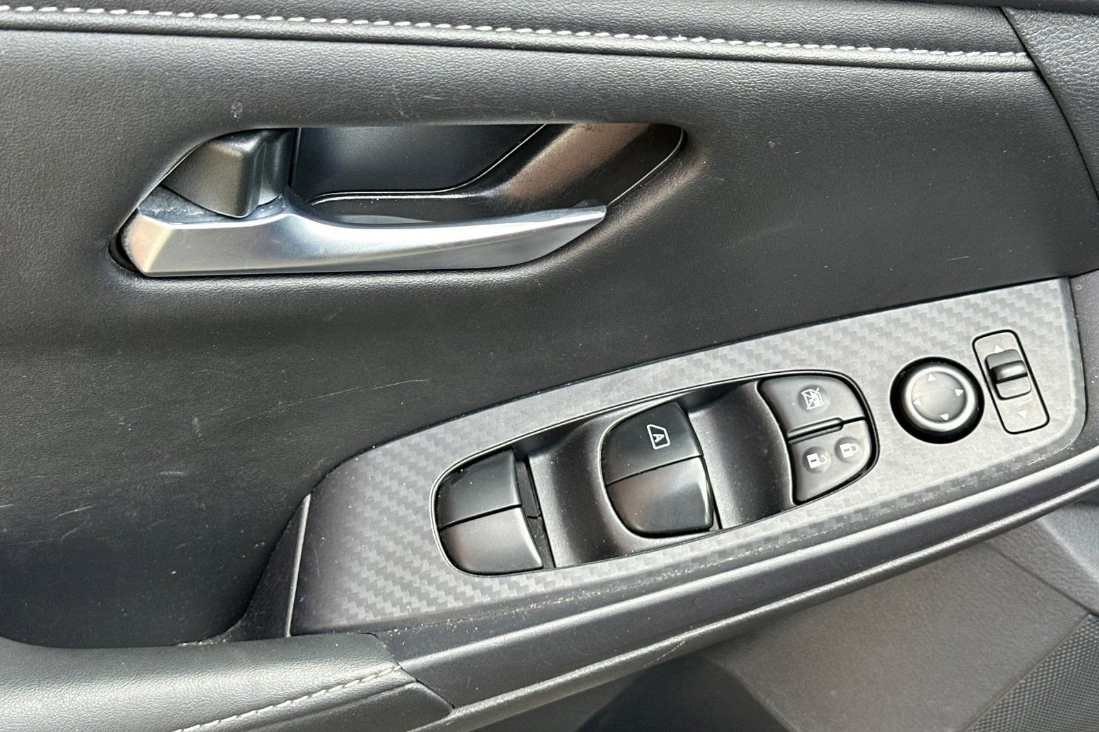 Used 2024 Nissan Sentra SV image 14